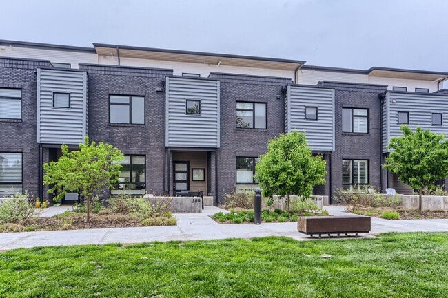 Photo - Boulder Luxury Modern Furnished Townhouse