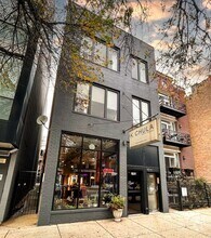 Building Photo - 2152 W Division St