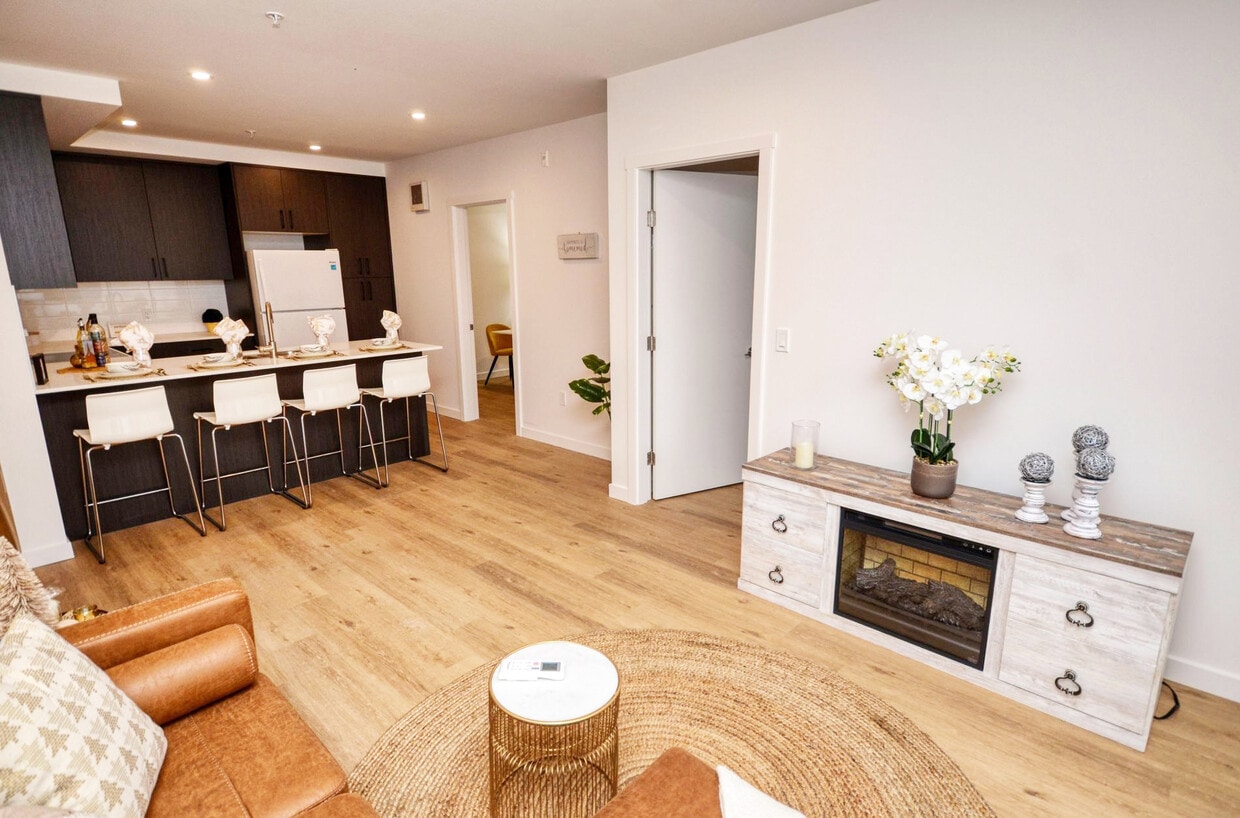 705 Station Ave Unit Harmony, Victoria, BC V9B 7A9 Apartments 705
