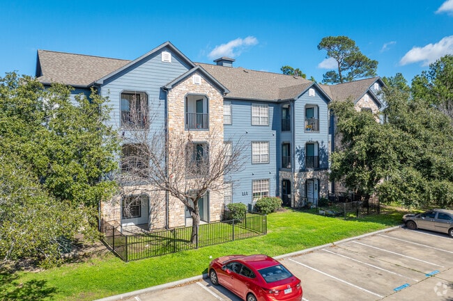 13504 Schroeder Rd - The Club at Stablechase