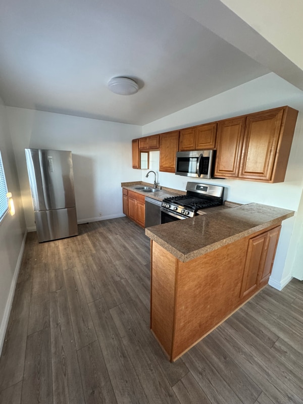 Building Photo - 1836-1812 12th St