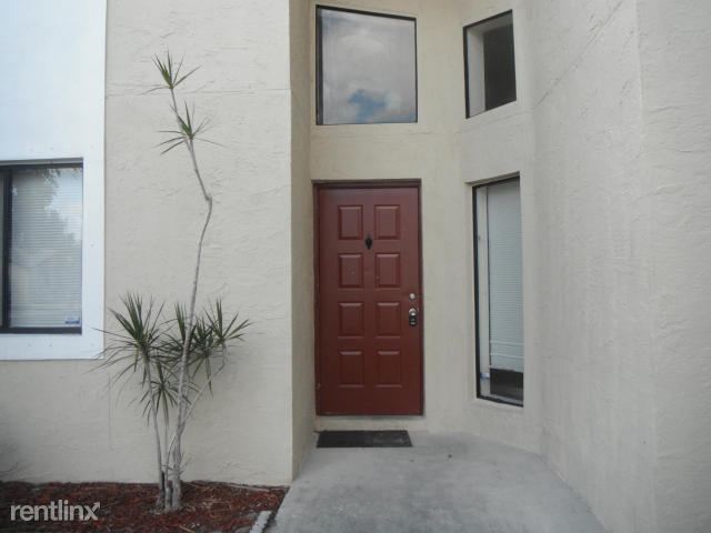 Foto principal - 5865 Strawberry Lakes Cir
