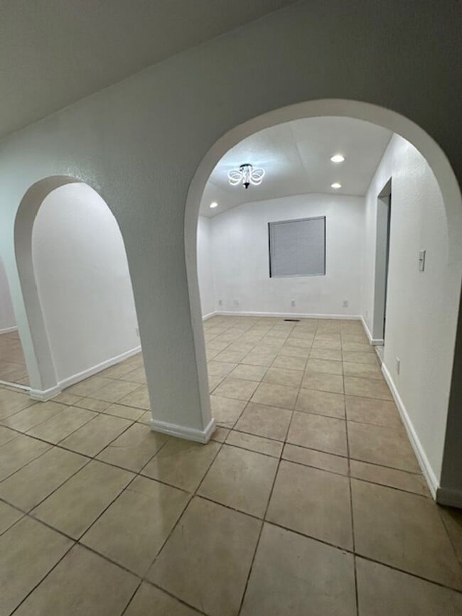 Foto del edificio - JP - Early