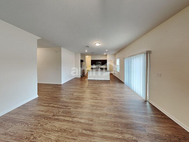 Foto del edificio - 8716 Layalie Way