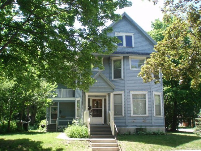 Building Photo - 1135 Vilas Ave