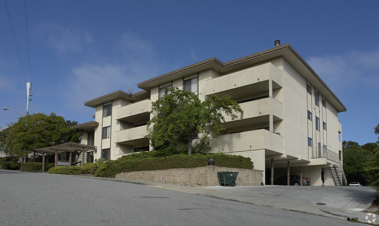 Foto del edificio - Palos Verdes Apt