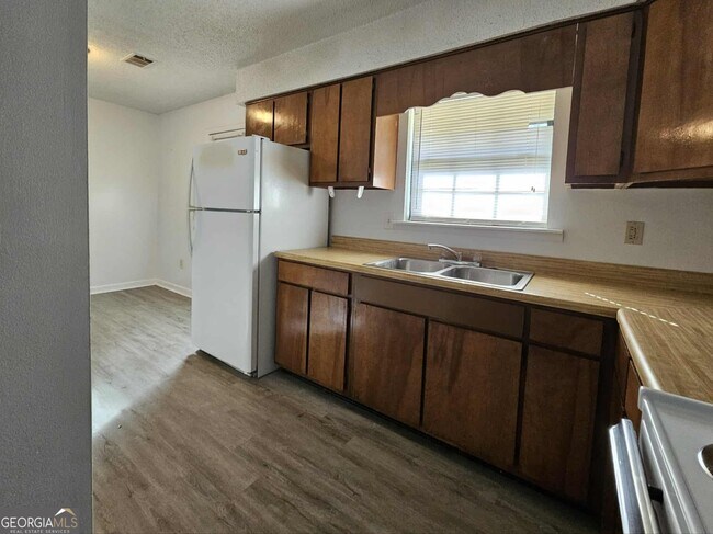 Foto del edificio - 4570 Hwy 53