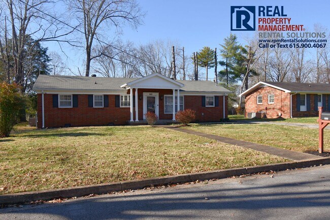 Building Photo - Charming 3bd ranch style home in Murfreesboro with large backyard!