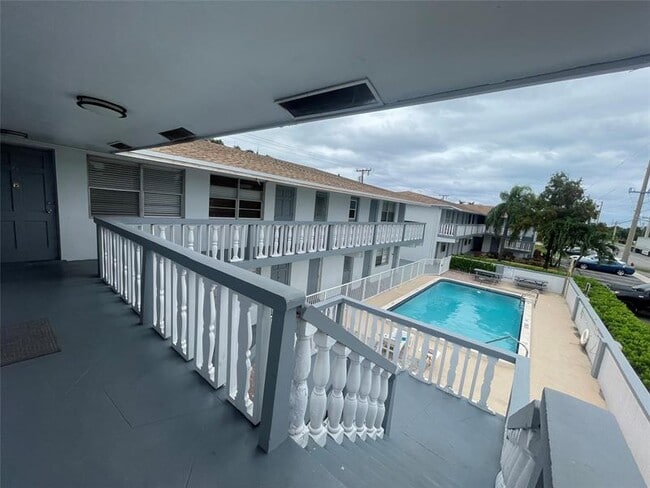 Foto del edificio - 315 SW 15th St
