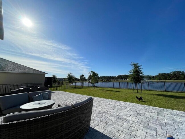 Foto del edificio - 6798 Grace Hammock Rd