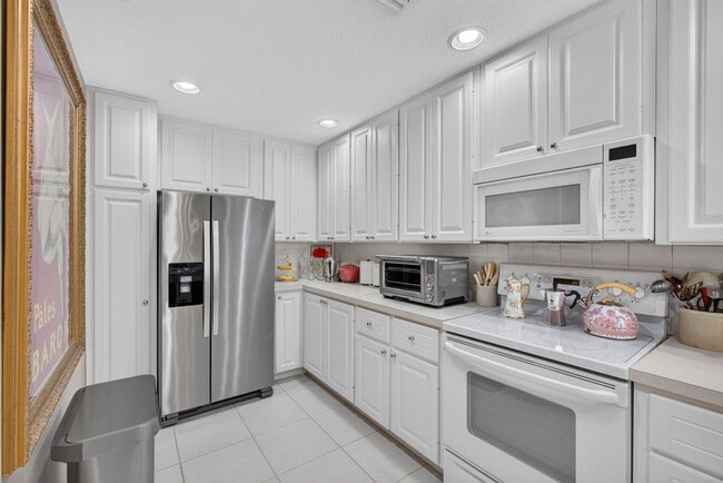 Photo - 213 Barcelona Dr Townhome