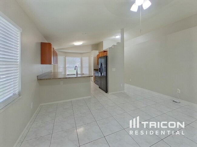 Building Photo - 7812 Sagebrush Pl