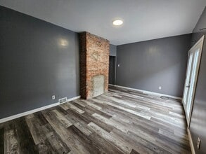 Building Photo - 1 Hillburn St