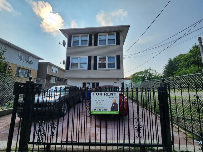 Foto del edificio - 155 Summit Ave