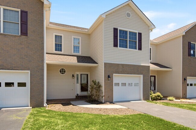 Foto del edificio - 2645 Blossom Trail E