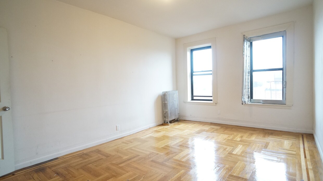 Primary Photo - 1254 Sherman Ave