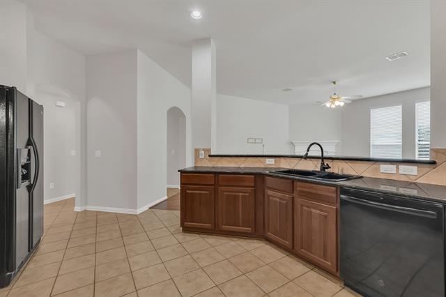 Building Photo - 1383 Ranch House Dr