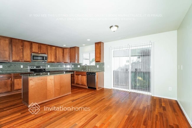 Foto del edificio - 20346 Springbrook Rd SE