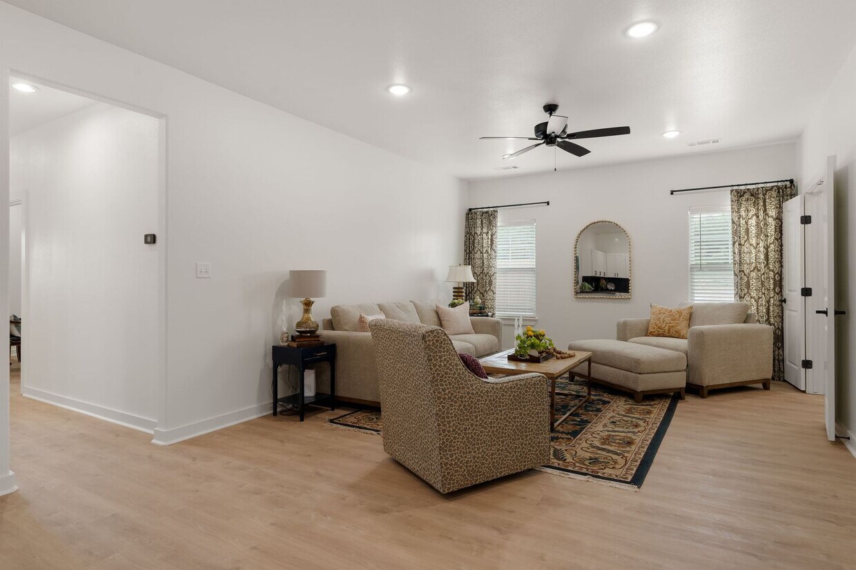 Foto principal - Beautiful New Abbington Subdivision! $1000...