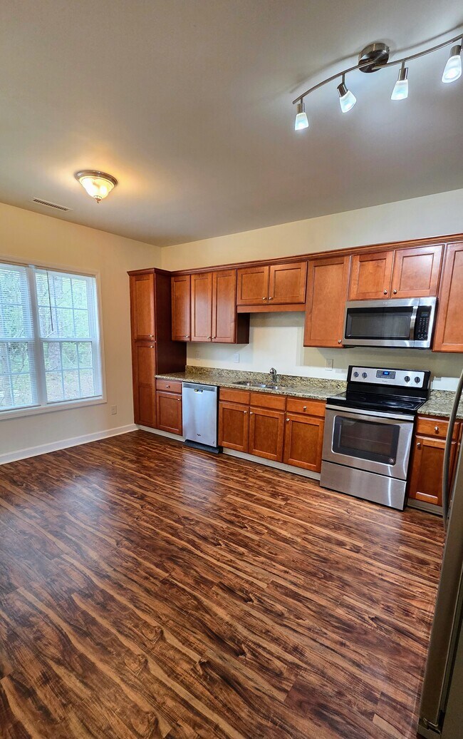 Foto del edificio - 113 Beechleaf Ct