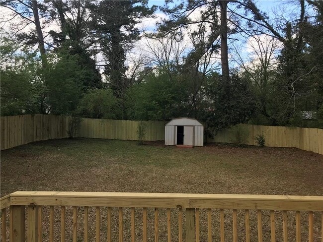 Building Photo - 2474 Habersham Dr