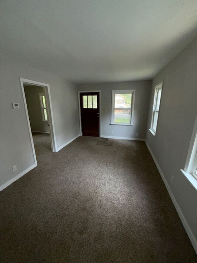 Foto del edificio - 1417 Taylor Ave