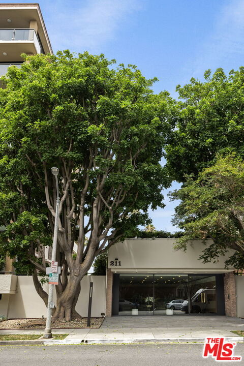 Foto del edificio - 211 S Spalding Dr