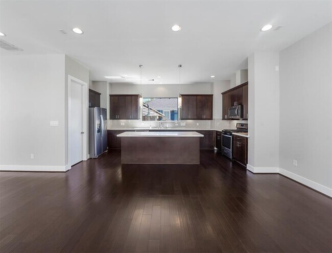 Foto del edificio - 1607a Milby St