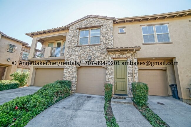 Building Photo - Lofty Living in Cloverdale's the Gardens a...