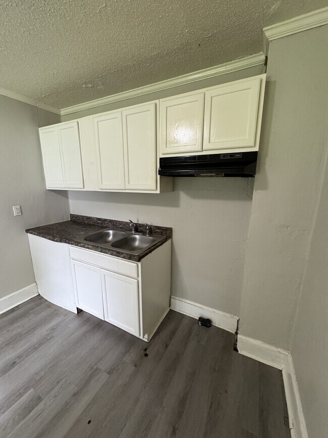 Foto del edificio - 503 Singletary St SE