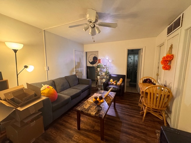 Building Photo - 101 N Busey Ave