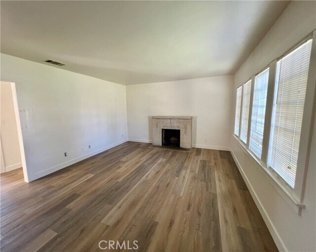 Building Photo - 4270 Ramona Dr