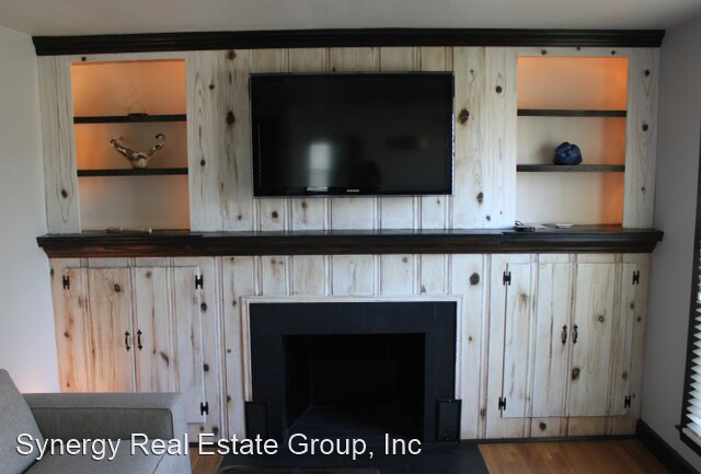 Building Photo - 3 br, 2 bath House - Potter Lane 802