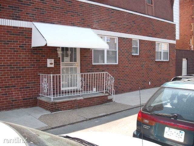 Building Photo - 1 br, 1 bath Condo - 1100 Ritner St. 1 Unit 1