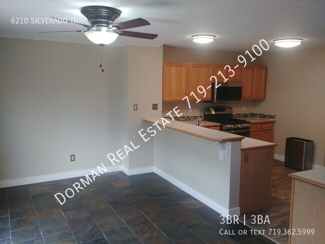 Foto del edificio - Updated 3 bedroom in Stetson Hills