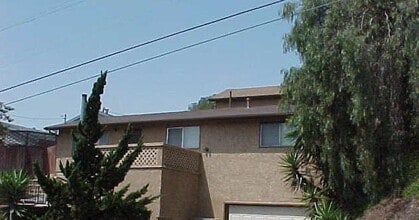 Building Photo - 1720 Oriole St