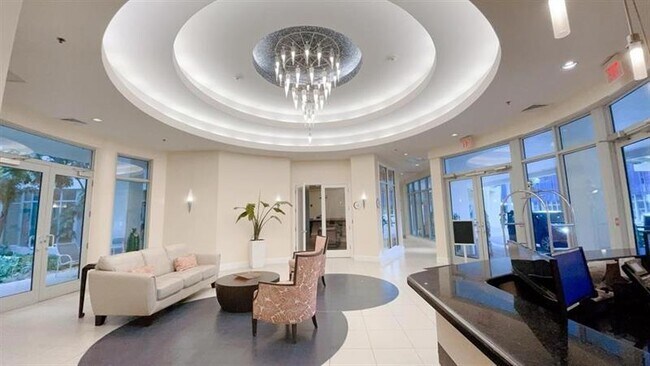 Foto del edificio - 1830 Radius Dr