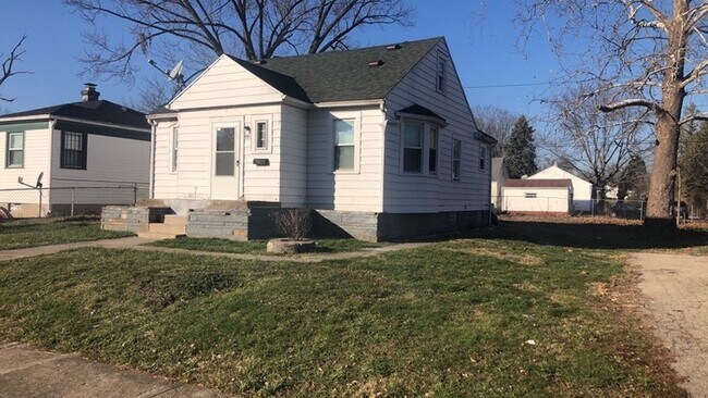 Building Photo - 4701 Prescott