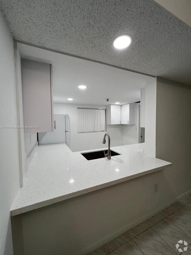 Building Photo - 8760 SW 133rd Avenue Rd