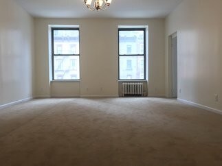 Primary Photo - 935 8th Ave