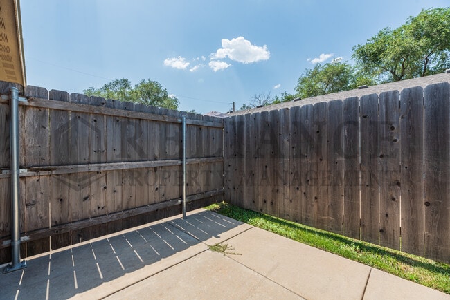 Foto del edificio - 4206 Newell St