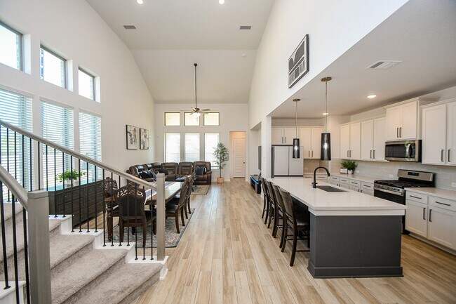 Foto del edificio - 31407 Splitting Willow Ln