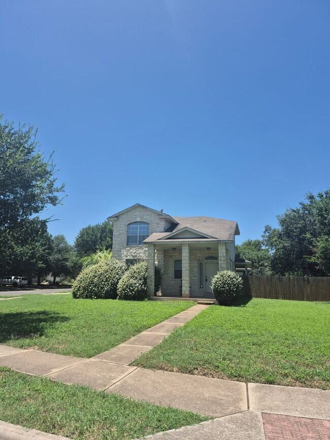 Foto del edificio - Spacious 3 bd home in a wonderful community.