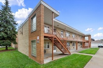 Building Photo - 6212 W 64th Pl