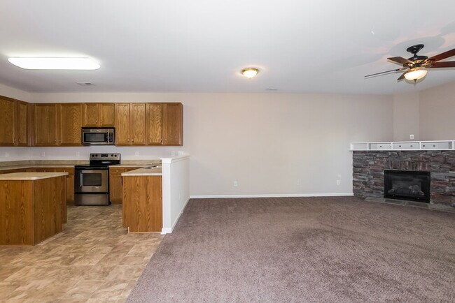Foto del edificio - 10926 Slalom Hill Rd