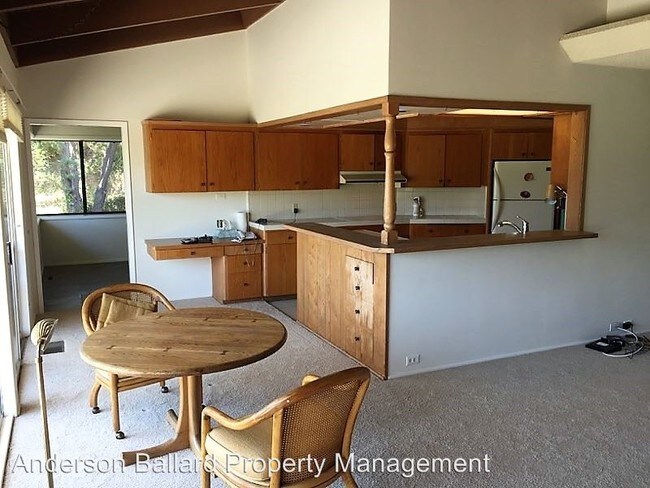 Foto del edificio - 3 br, 2 bath House - 1247 Flintridge Ave