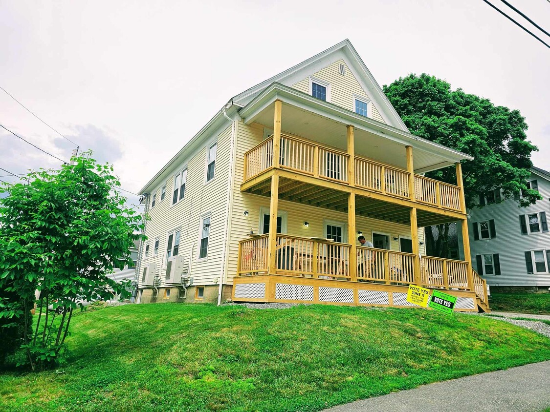 Primary Photo - 149 North St