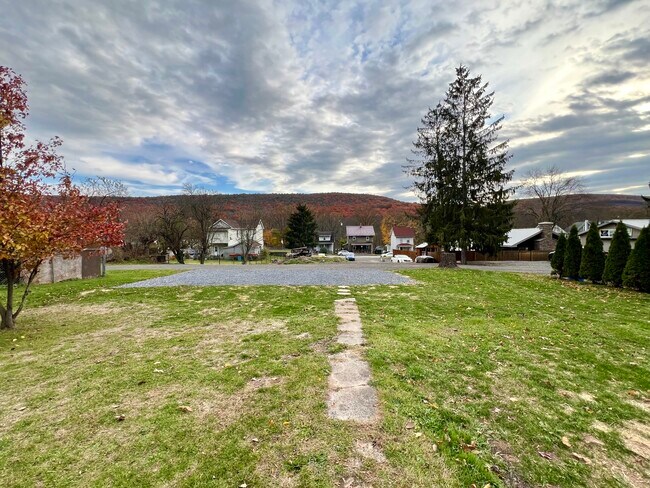 Foto del edificio - 425 Center St