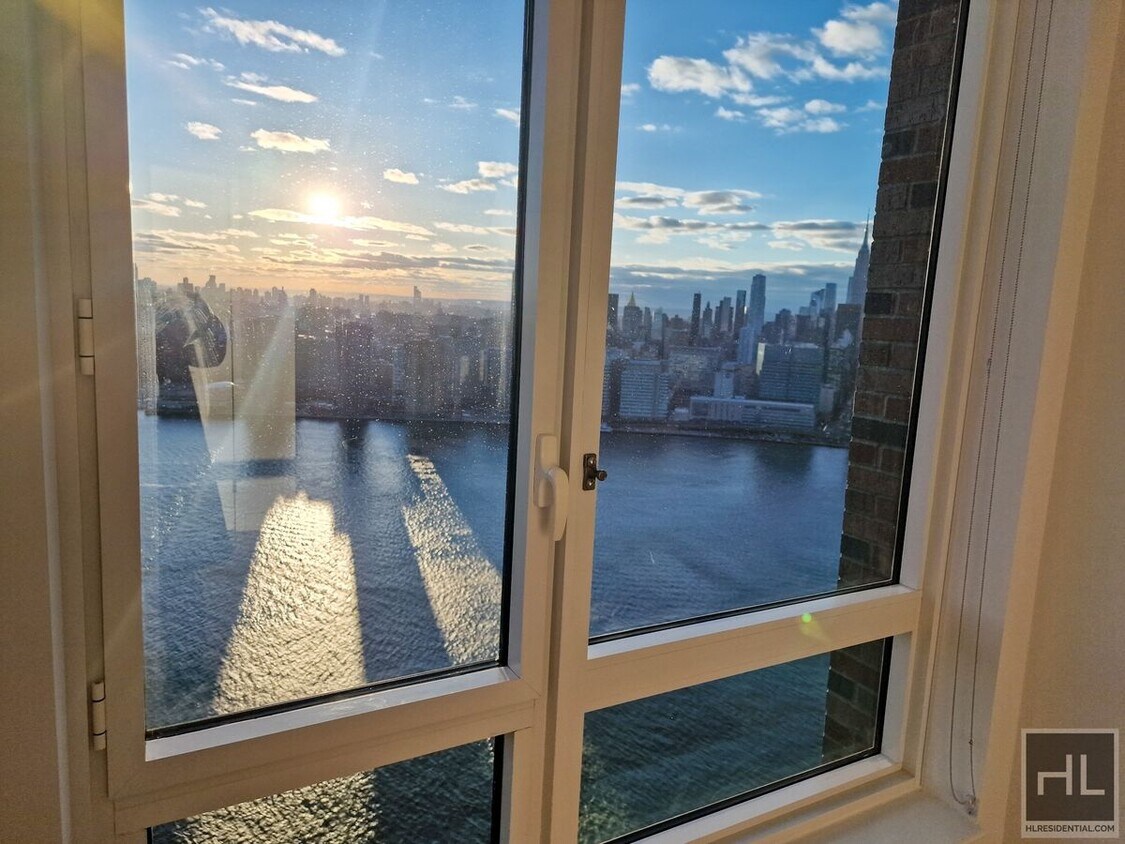 Primary Photo - Welcome to a beautiful and spacious 3BR/2B...