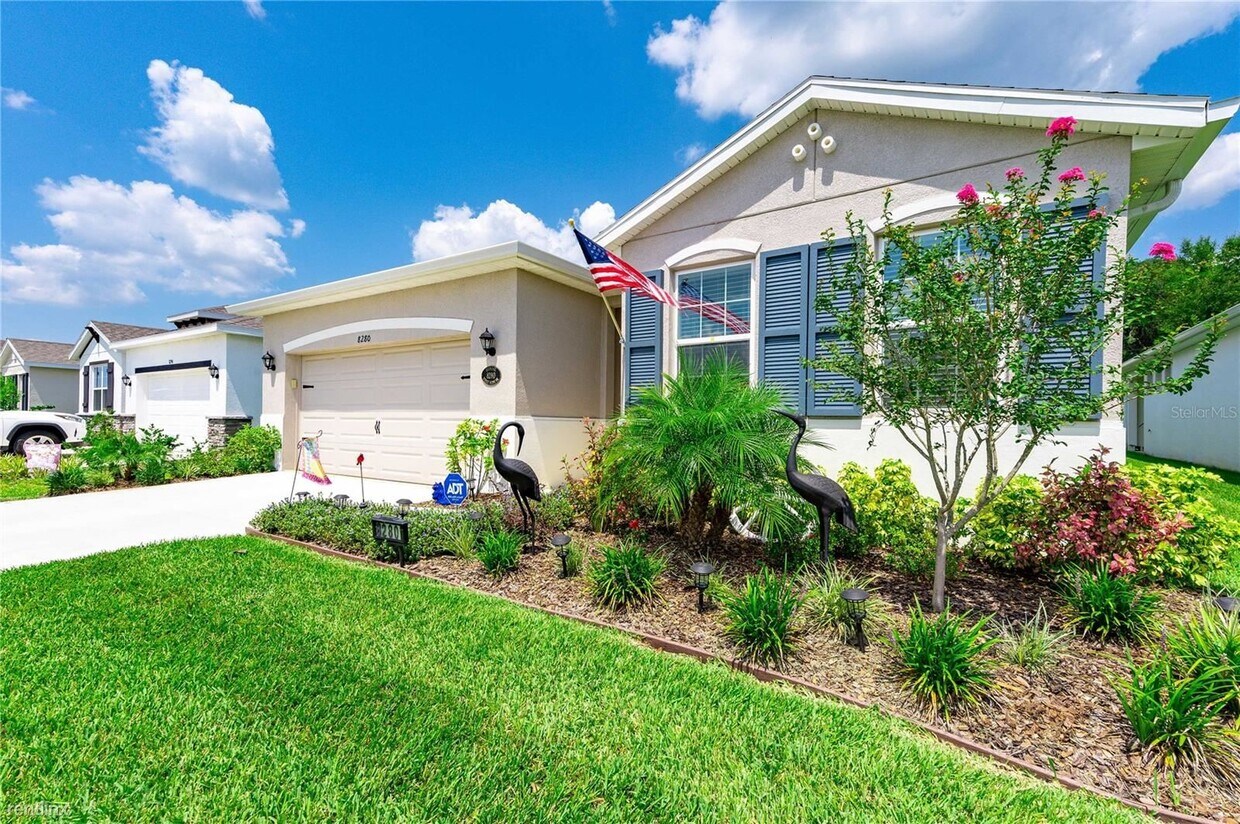 4 br, 2 bath House 8280 R Wheat Stone Drive House Rental in